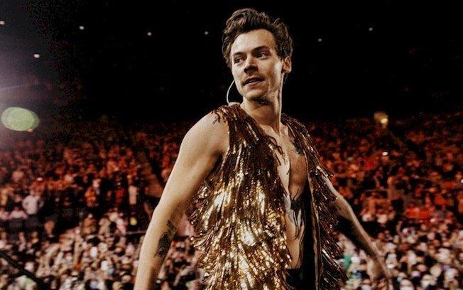 Harry Styles segue em primeiro lugar na Billboard