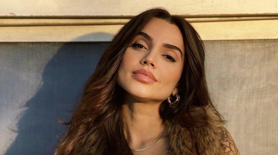 Paula Amorim mostra barrigão no final da gravidez: 'Boas energias'