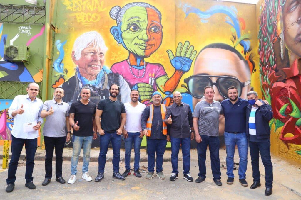Rogério Cruz anuncia revitalização do Beco da Codorna, museu de arte urbana a céu aberto no Centro de Goiânia