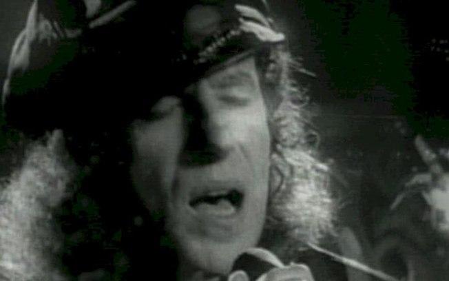 Scorpions muda letra do clássico 