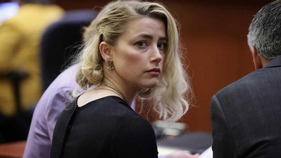 Amber Heard apela na Justiça contra indenização a Johnny Depp