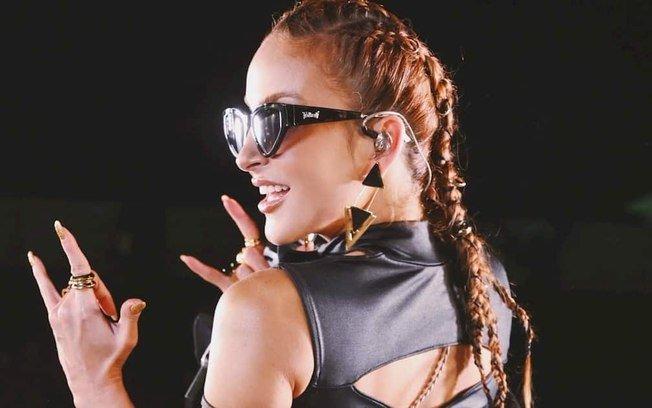 Claudia Leitte entrega tudo em retomada do 