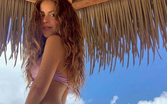 Foto de Shakira surfando com amigo circula na internet