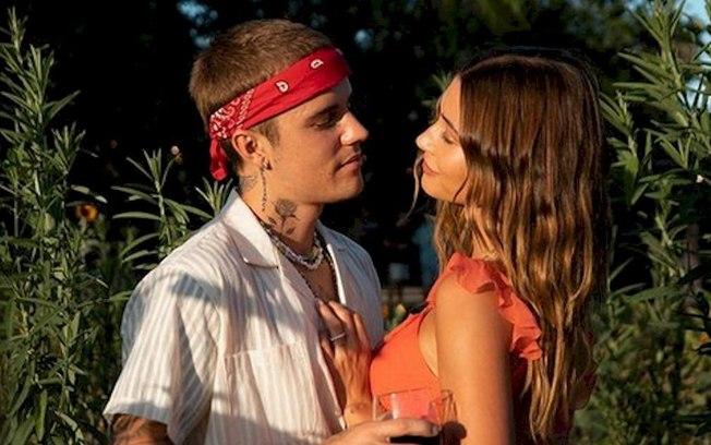 Justin Bieber e Hailey Bieber curtem passeio nos EUA