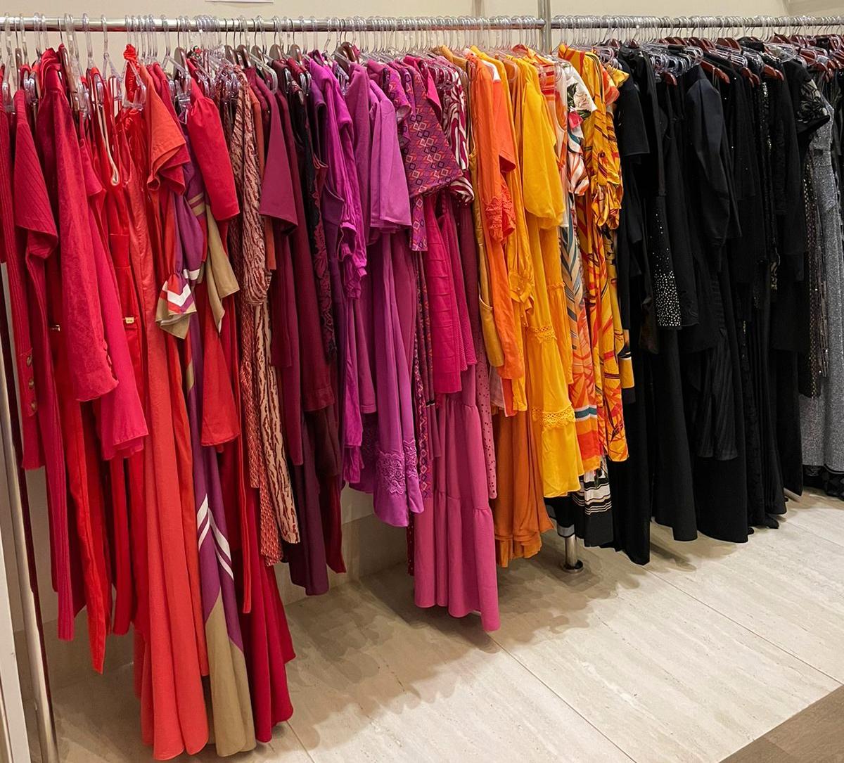 Bazar multimarcas oferecerá 5 mil peças novas com até 70% de desconto