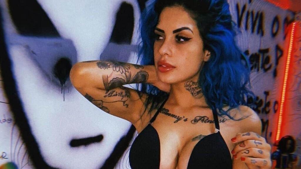 Tati Zaqui exibe conteúdo adulto e deixa ‘comissão de frente’ à mostra: “um anja!”