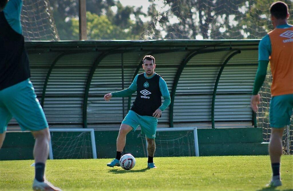 Chape enfrenta a Tombense: 