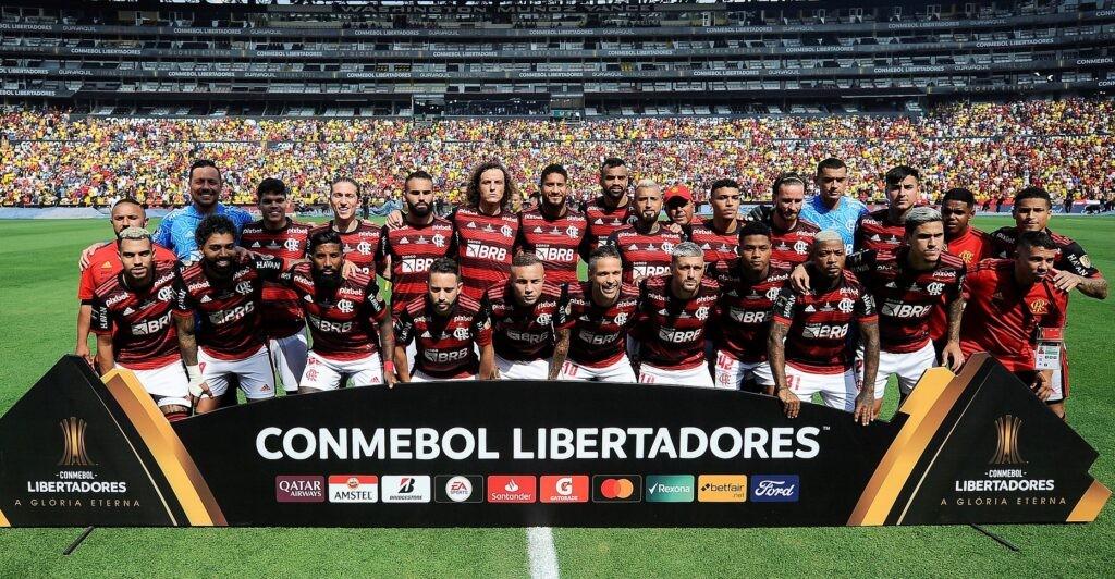 Flamengo vence o Athletico-PR por 1 a 0 e é campeão da Libertadores