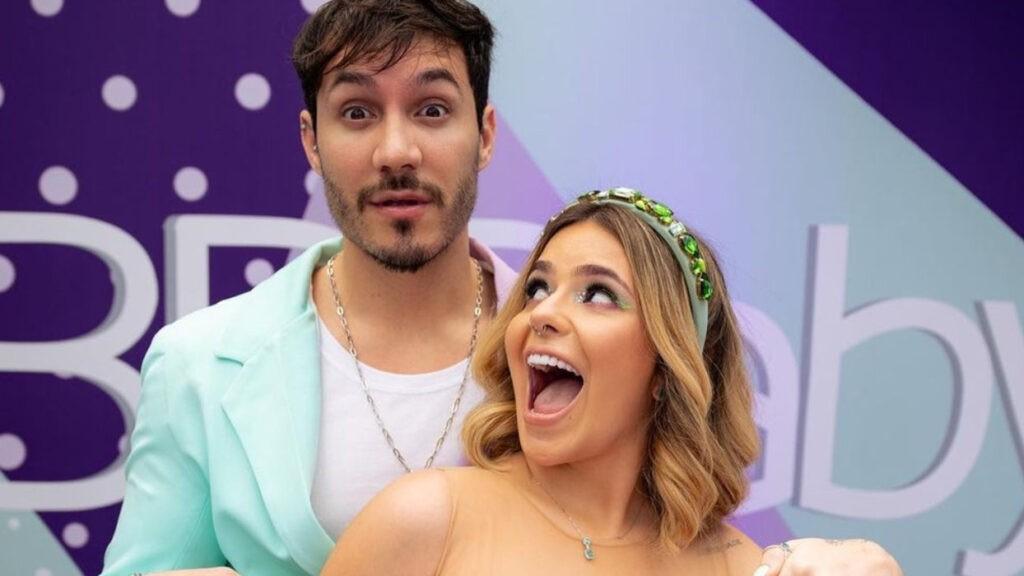 Viih Tube e Eliezer revelam sexo do bebê durante live e emociona fãs: “Emocionante!”