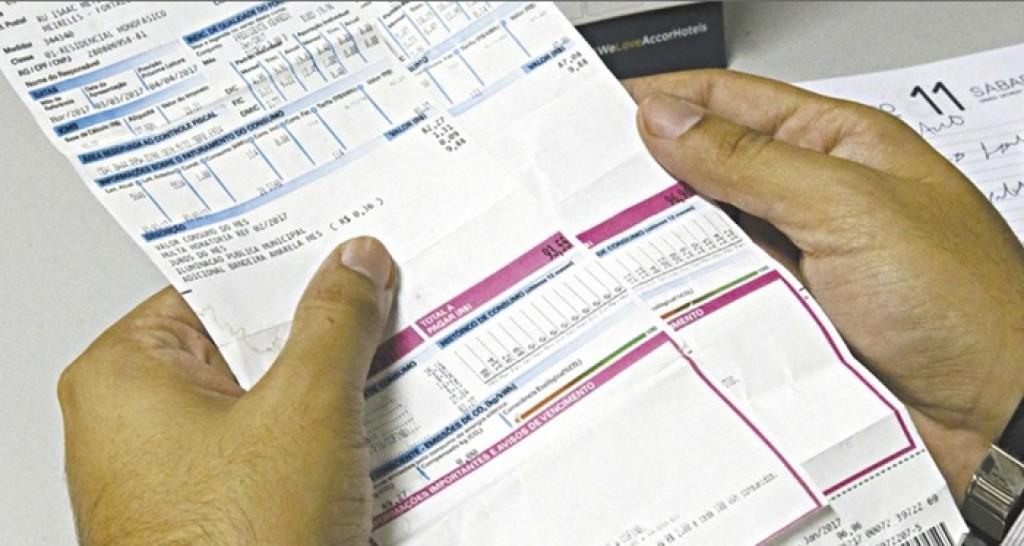 Feirão negocia débitos de usuários com a Saneago