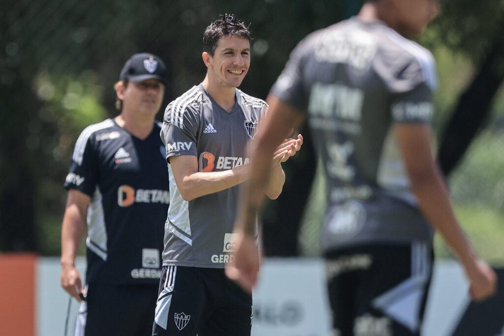 Galo recebe o Botafogo e aposta no fator casa para conquistar mais três pontos