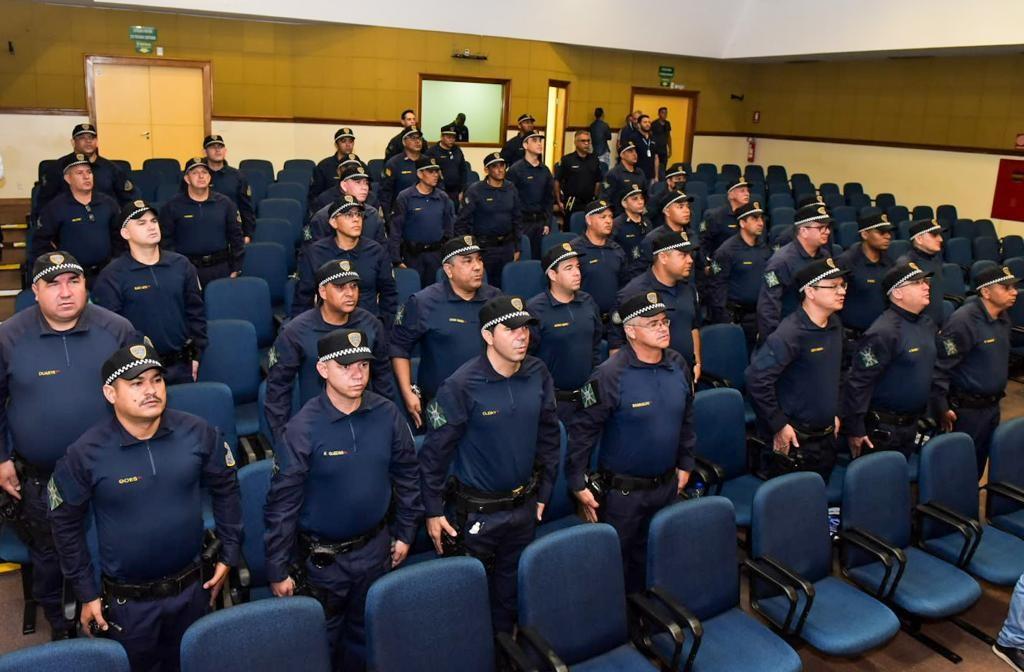 Guarda Civil Metropolitana inicia curso de formação de agentes de trânsito para ajudar fiscalização nas ruas de Goiânia