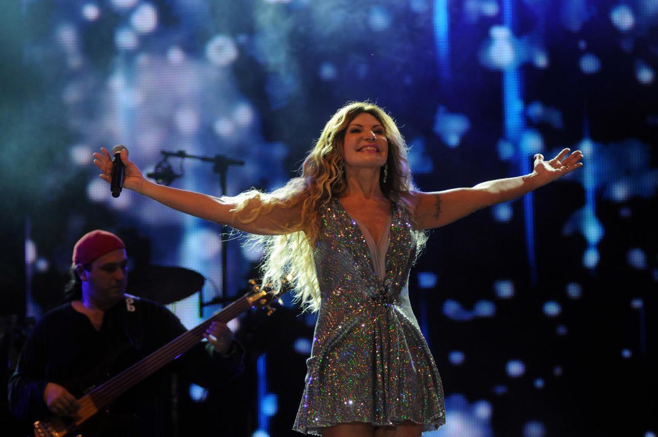 Sétima edição do Baile do Lobo terá show de Elba Ramalho e arrecadará fundos para a Casa de Apoio São Luís