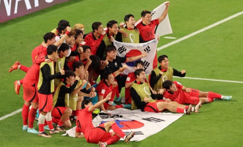 Coreia do Sul bate Portugal de virada e se classifica no fim