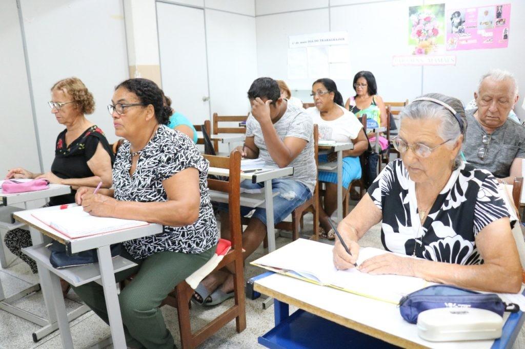 Prefeitura de Goiânia está com matrículas abertas para Educação de Jovens e Adultos