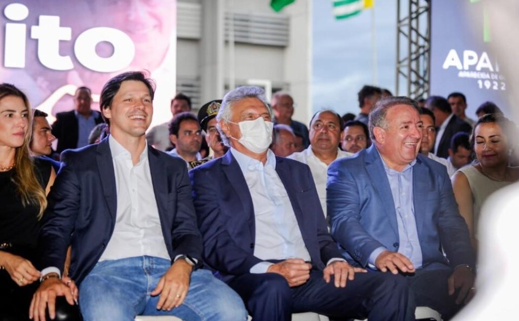 Caiado participa da homenagem ao ex-governador, Maguito Vilela em Aparecida