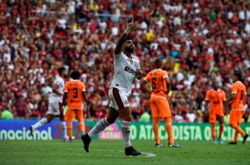 Flamengo goleia o Nova Iguaçu por 5 a 0 no Maracanã
