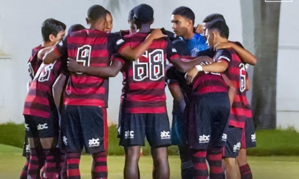 Flamengo-RJ derrota o XV de Jaú de virada e avança