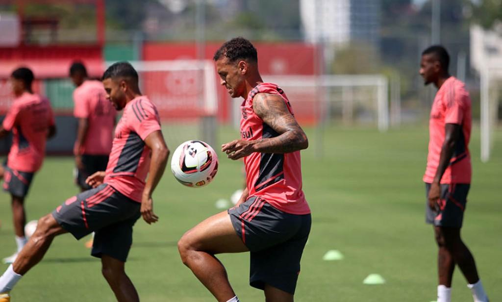 Inter começa preparação para enfrentar o Avenida pelo Gauchão