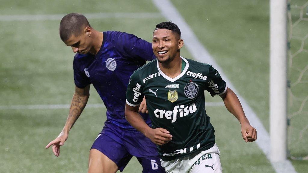 Palmeiras goleia o Monte Azul no último teste antes do início da temporada