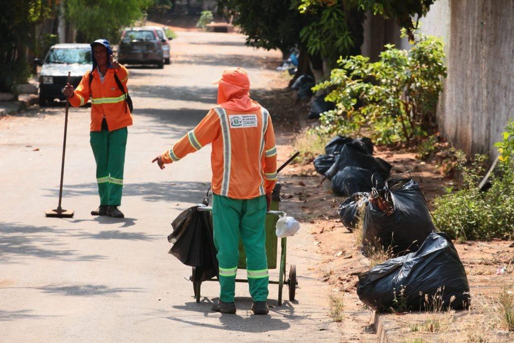 Prefeitura leva serviço de varrição ao Jardim Itaipu e mais 50 bairros de Goiânia, nesta segunda-feira (16/01)