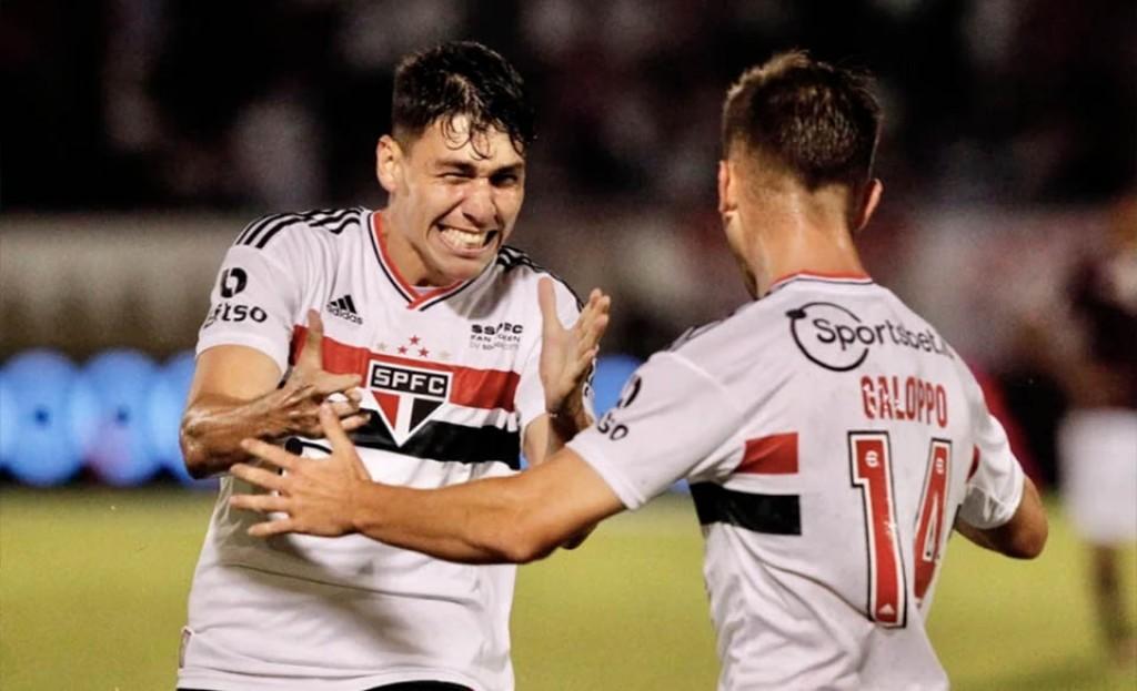São Paulo vence Ferroviária, no sufoco e mantém tabu