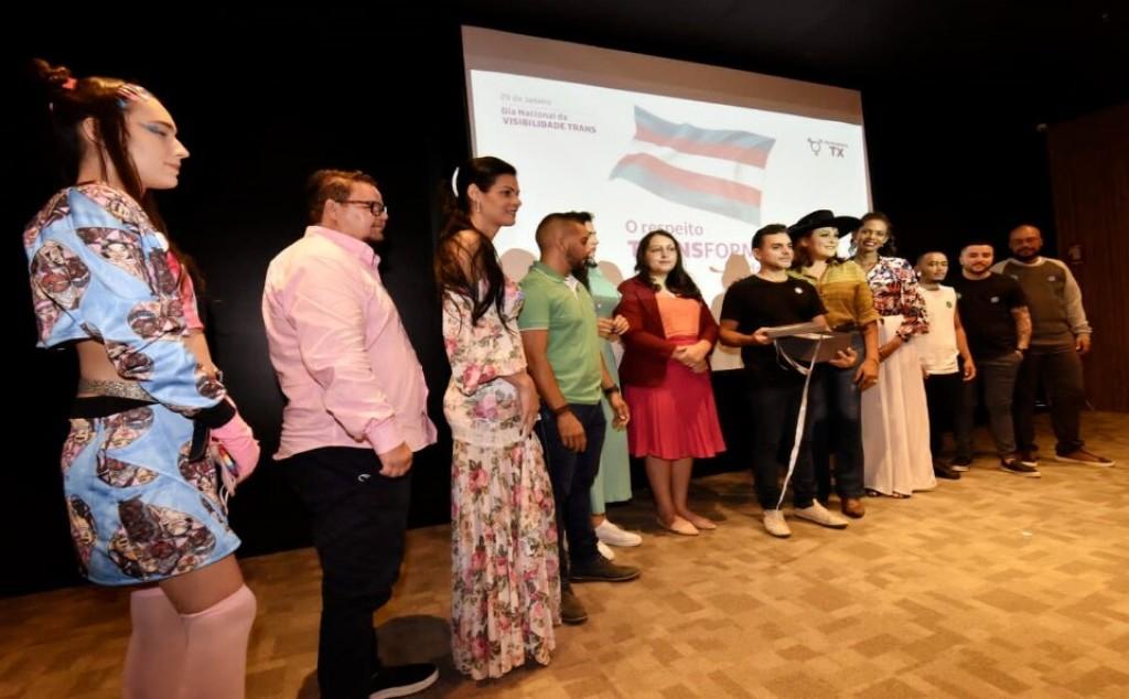 SES planeja ampliar assistência à saúde das pessoas trans