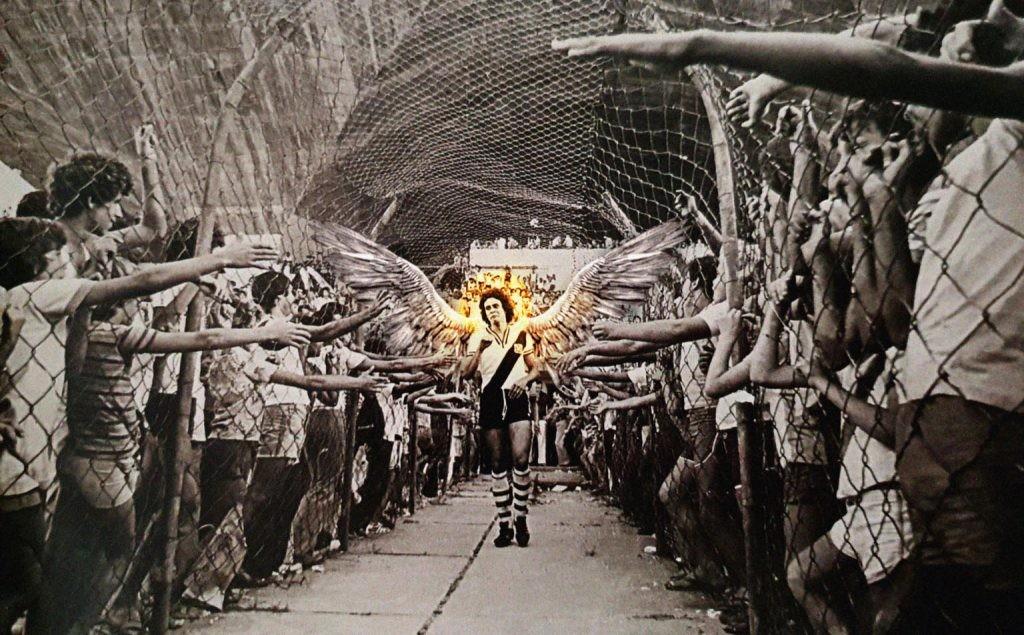 Vasco presta homenagens ao seu maior ídolo; Obrigado por tudo, Roberto Dinamite!