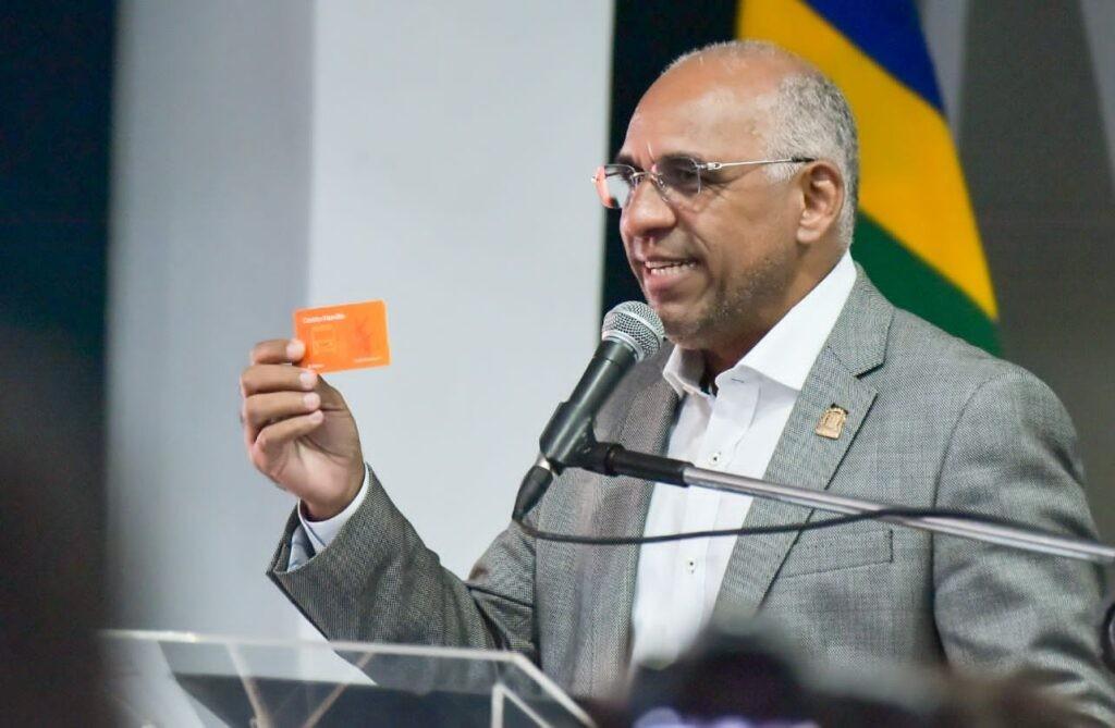 Cartão Família tem adesão de mil pessoas na primeira semana em vigor