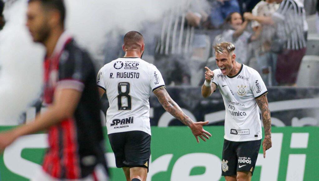 Corinthians vence Botafogo e emplaca terceira vitória seguida