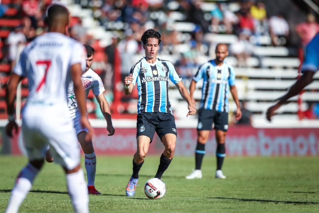 Grêmio jogo com reservas e empata com São Luiz