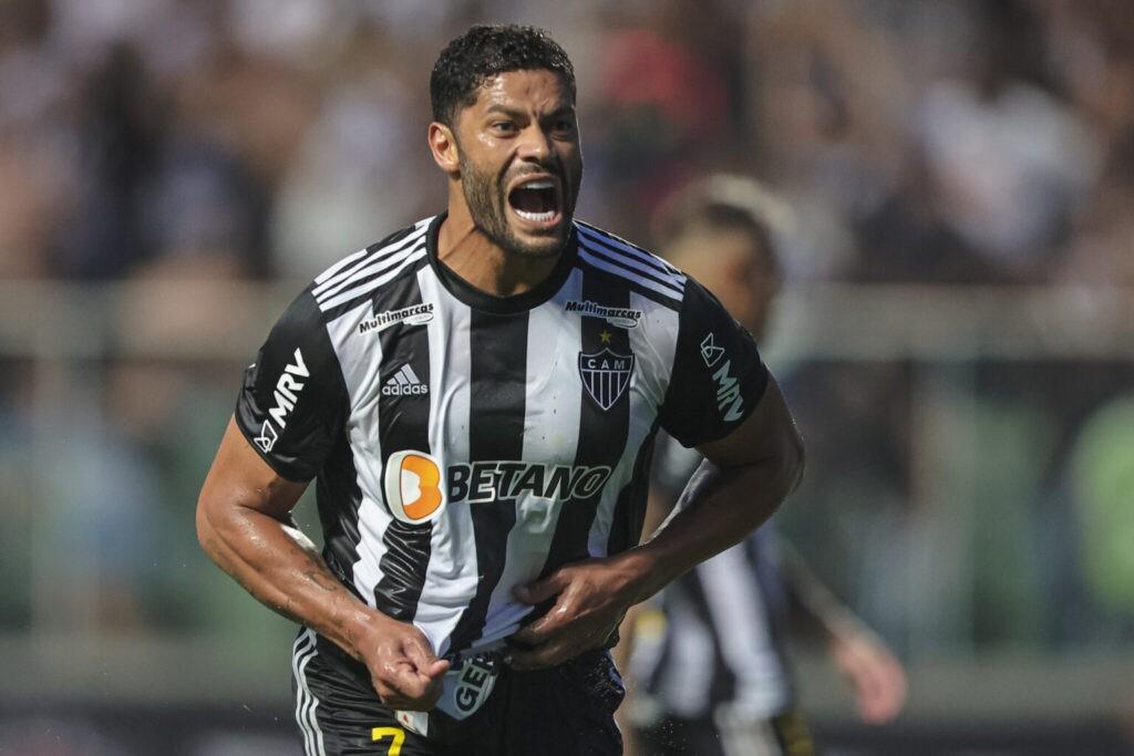 Hulk decide, Galo vence e está na semifinal do Mineirão