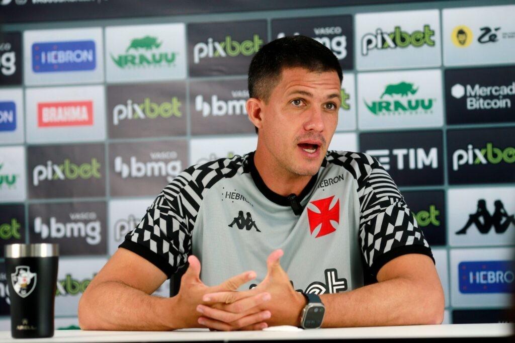 Maurício Barbieri projeta clássico contra o Fluminense no Maracanã