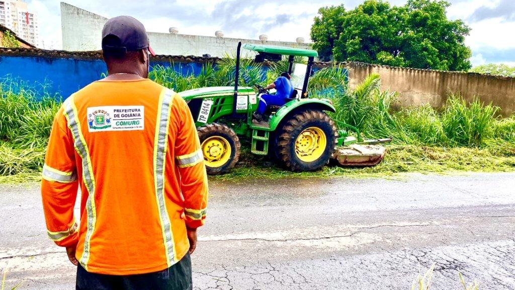 Prefeitura leva serviços de varrição e higienização de vias públicas a 60 bairros de Goiânia, nesta terça-feira (14/02)
