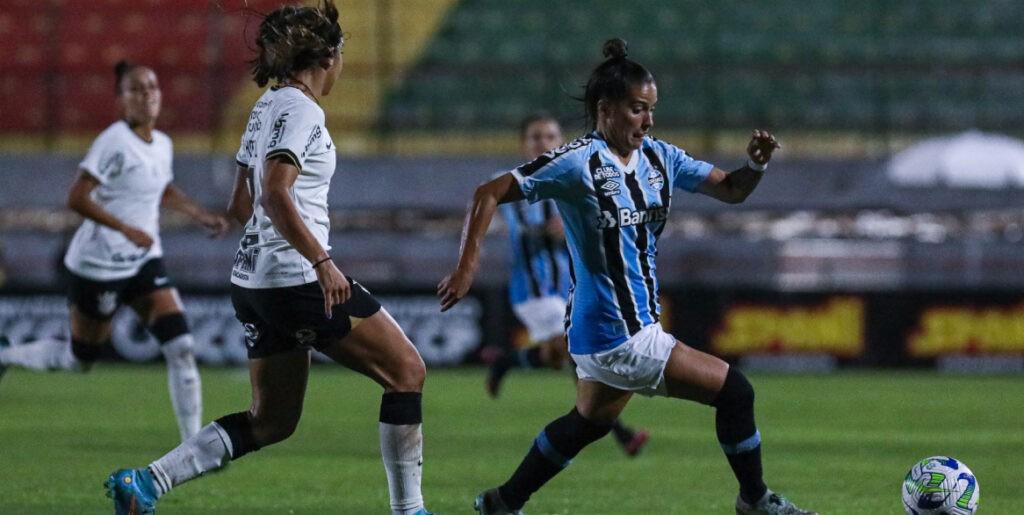 Corinthians vence o Grêmio e segue 100% no Brasileiro Feminino
