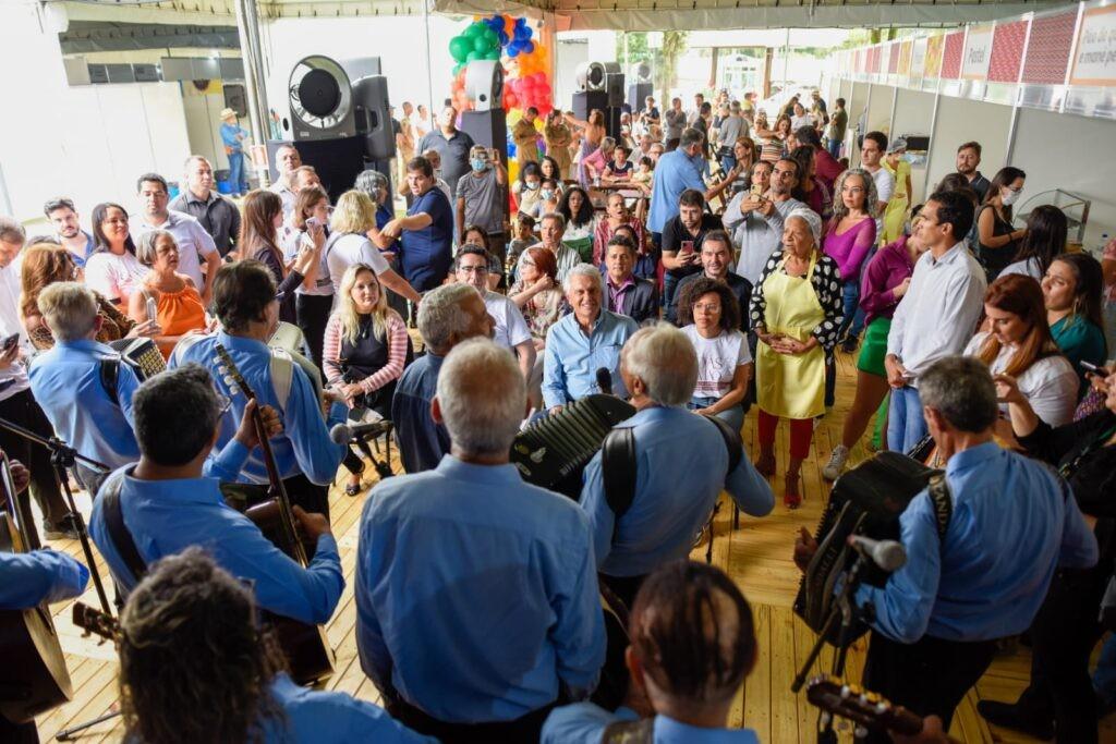 Governador abre primeiro dia da Goiás Feito à Mão