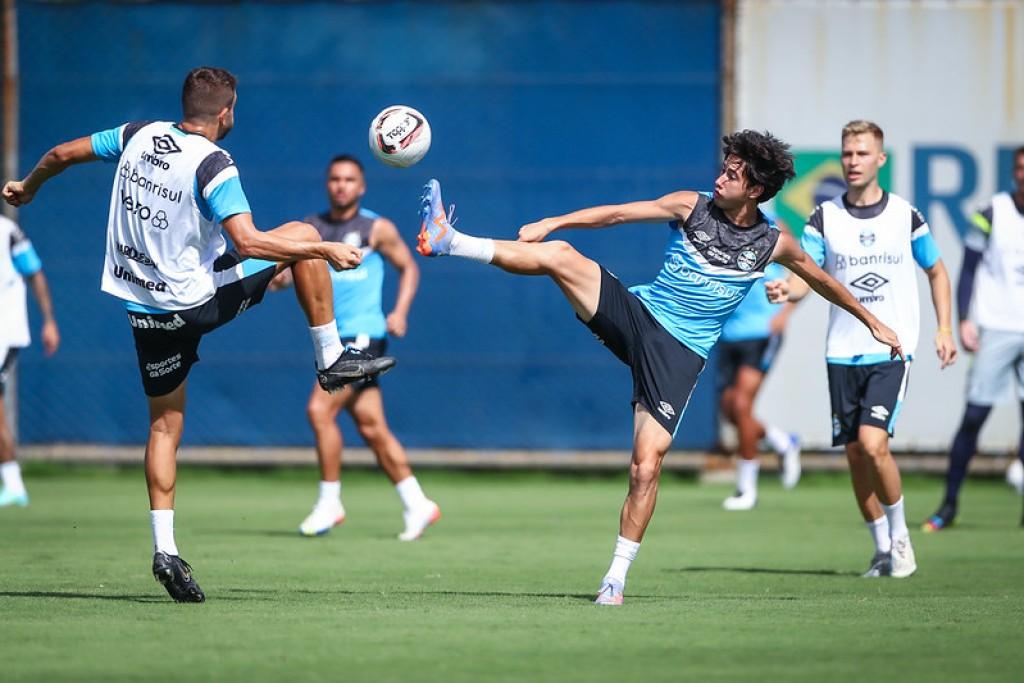 Grêmio joga neste sábado com time reserva e tenta manter a invencibilidade no Gauchão