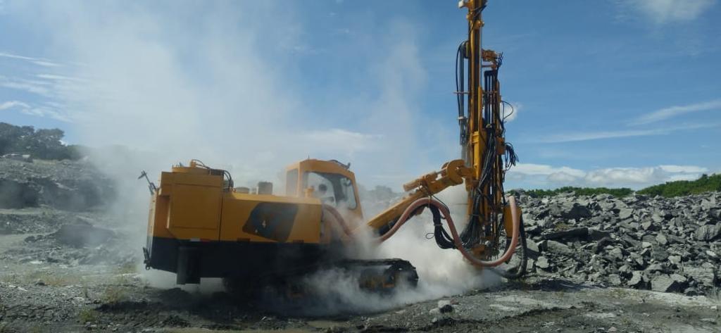 Prefeitura de Goiânia faz detonação em pedreira para produção de insumos estimada em mais de 14 mil toneladas, nesta sexta-feira (10/03)