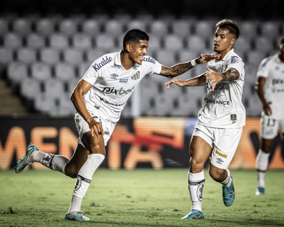 Santos vence e garante vaga para próxima fase da Copa do Brasil