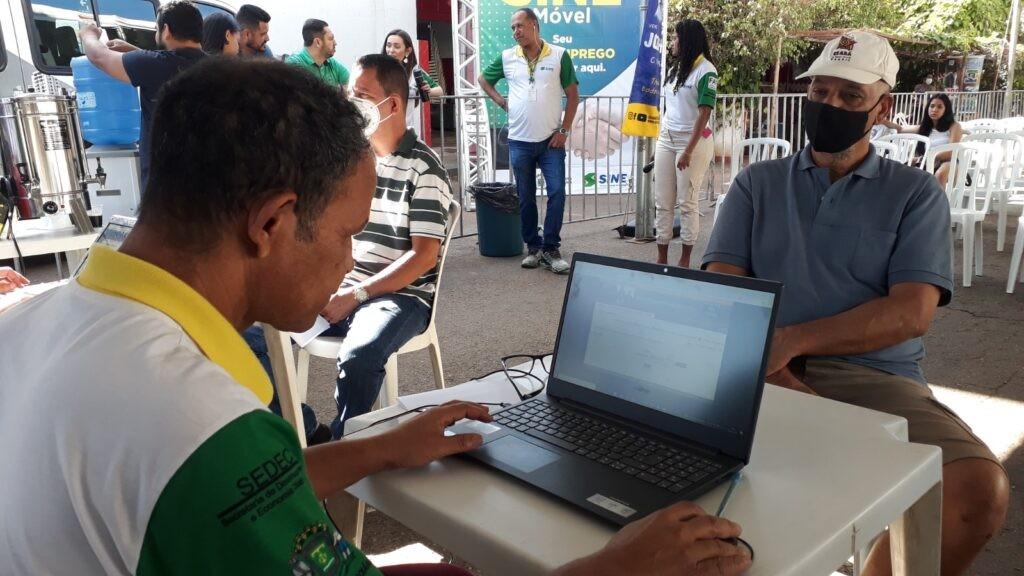 Sine Goiânia disponibiliza 301 vagas de emprego, nesta terça-feira (14/03)