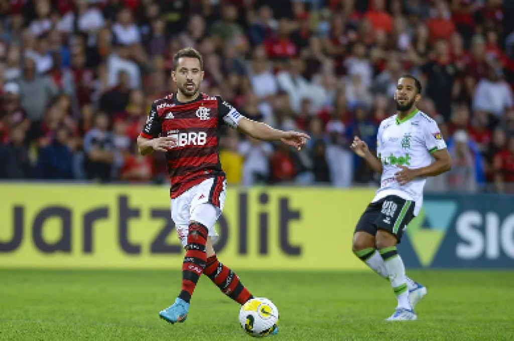 Flamengo arranca empate com América-MG no Maracanã no finalzinho do jogo