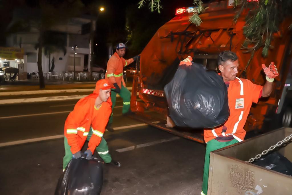 Frentes de serviços da Prefeitura de Goiânia executam limpeza em 400 bairros, nesta sexta-feira (07/07)