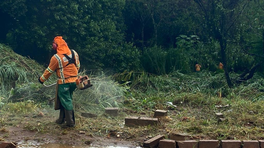 Prefeitura de Goiânia realiza frente de limpeza do manancial Capim Puba nesta terça-feira (11/07)
