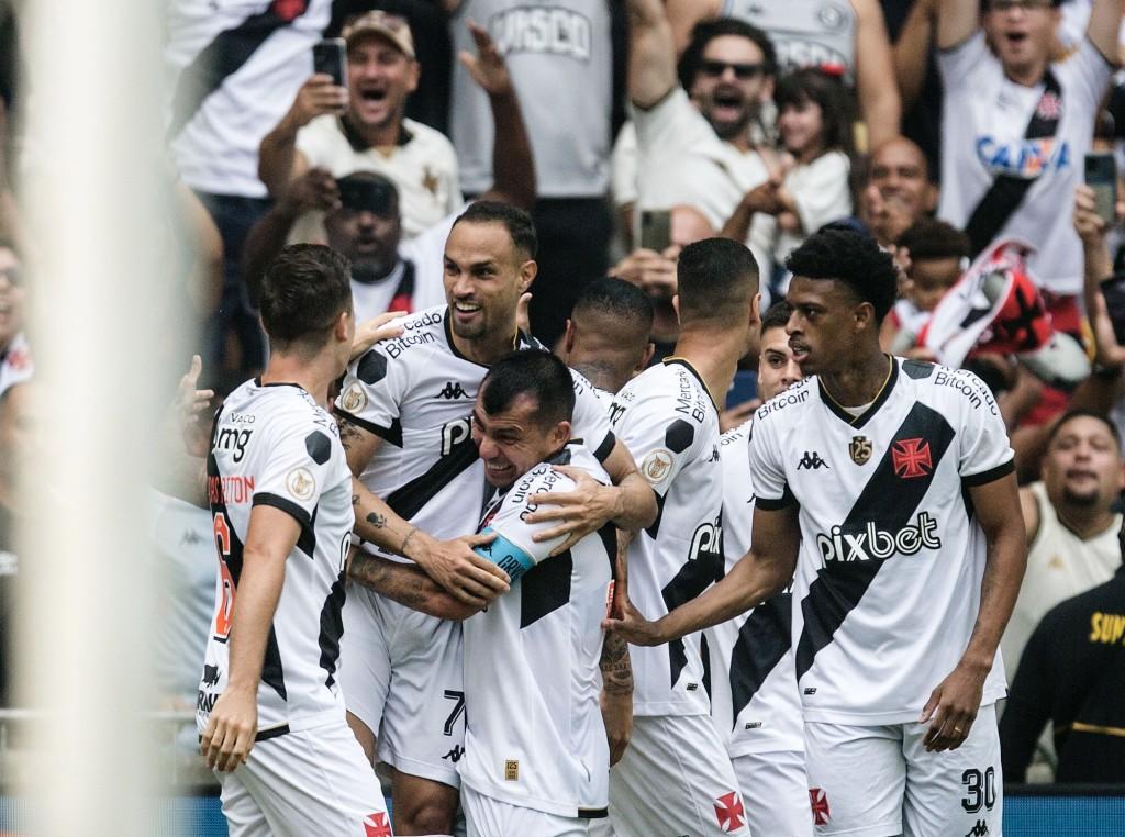 Vasco vence o Atlético Mineiro no Maracanã pelo Brasileirão