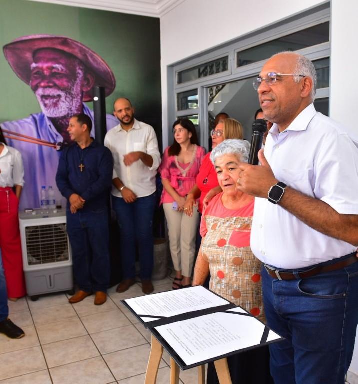 Prefeito Rogério inaugura o primeiro Centro Dia do Idoso de Goiânia