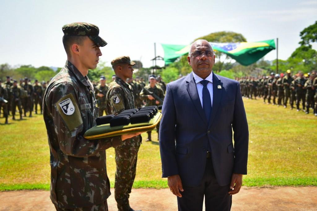 Prefeito Rogério participa de celebração do Exército Brasileiro pelos 66 anos das Operações Especiais no Brasil