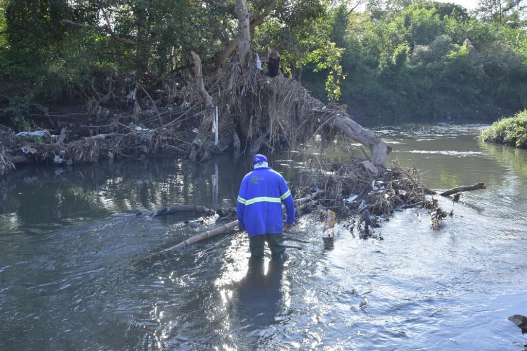 Prefeitura de Goiânia convoca servidores para força-tarefa da Expedição Meia Ponte