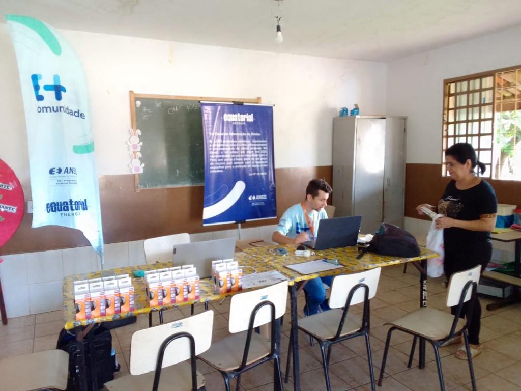 Prefeitura de Goiânia promove palestra sobre consumo consciente de energia elétrica no Cras do Guanabara