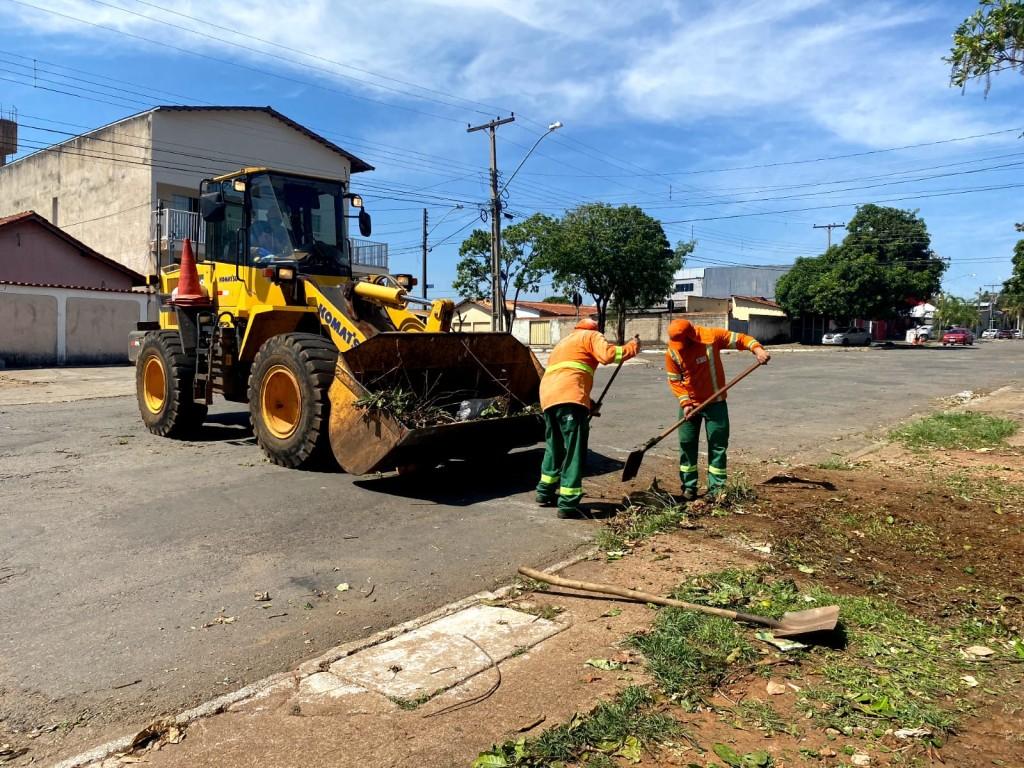 Prefeitura de Goiânia reforça limpeza em 130 bairros nesta terça-feira (19/9)