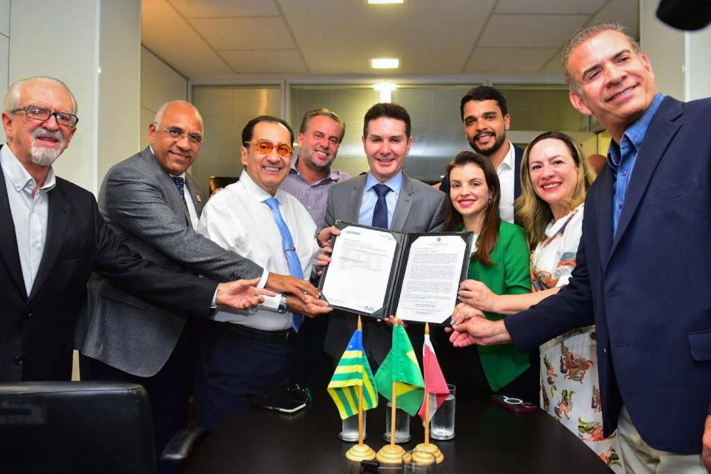 Prefeito Rogério participa em Brasília de solenidade que autoriza R$ 100 milhões para obras de saneamento básico na Região Metropolitana de Goiânia